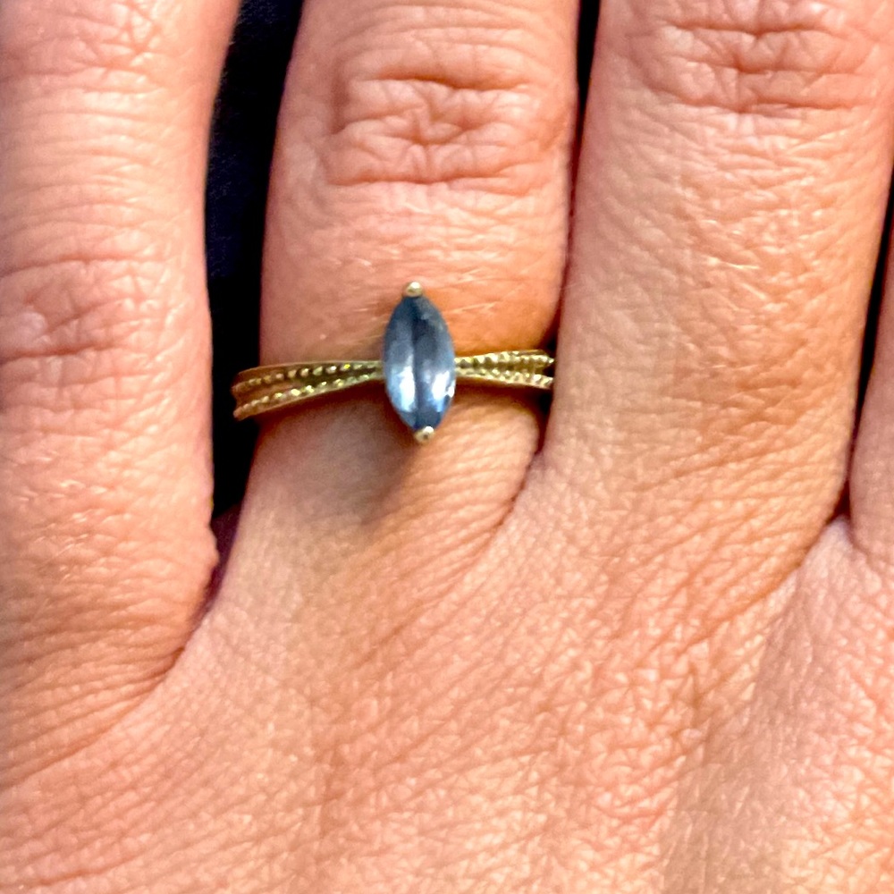 Gold ring